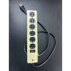 Woods Full Surge Suppressor #417 Power Strip Surge Protector